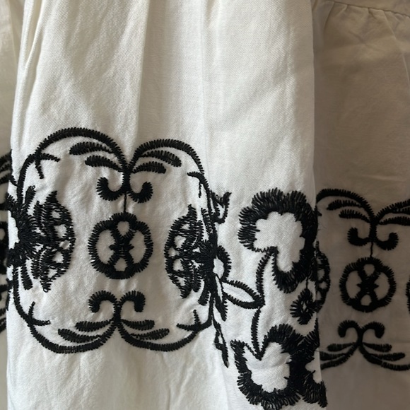 NWT old navy dress with floral print - Picture 3 of 10